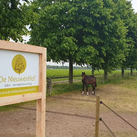 De Nieuwenhof 'de Tuinkamer' 3*