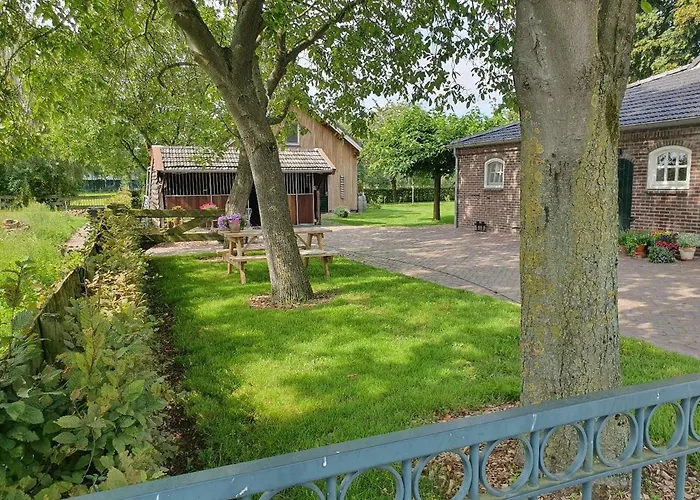 De Nieuwenhof 'de Tuinkamer' Frühstückspension