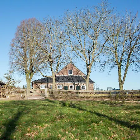 De Nieuwenhof 'de Tuinkamer' فندق مبيت وإفطار 3*