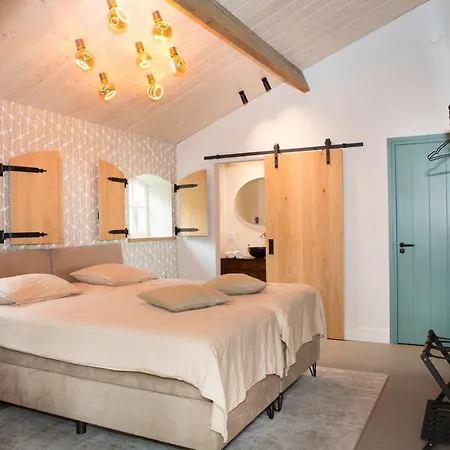 ベッド・アンド・ブレックファスト De Nieuwenhof 'de Tuinkamer' *